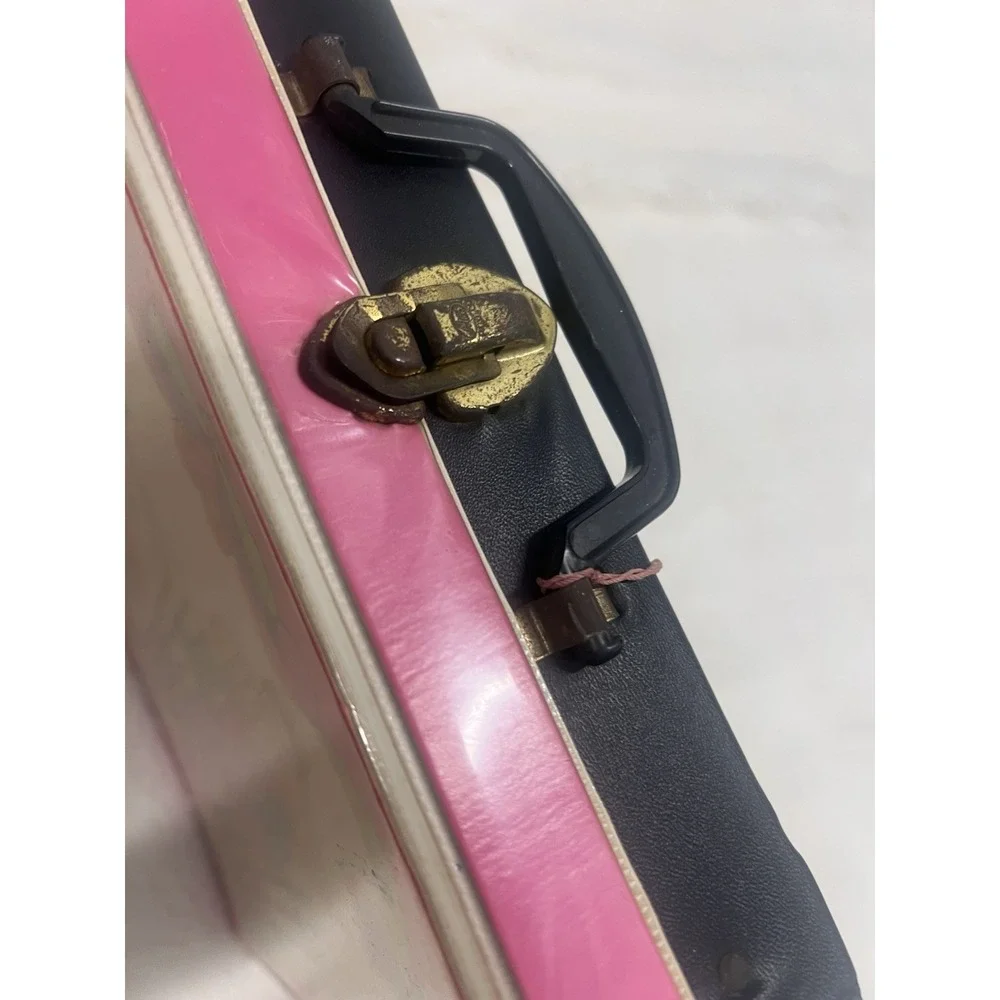 1971 Hasbro  The World of Love  carrying case designed for dolls and accessories
